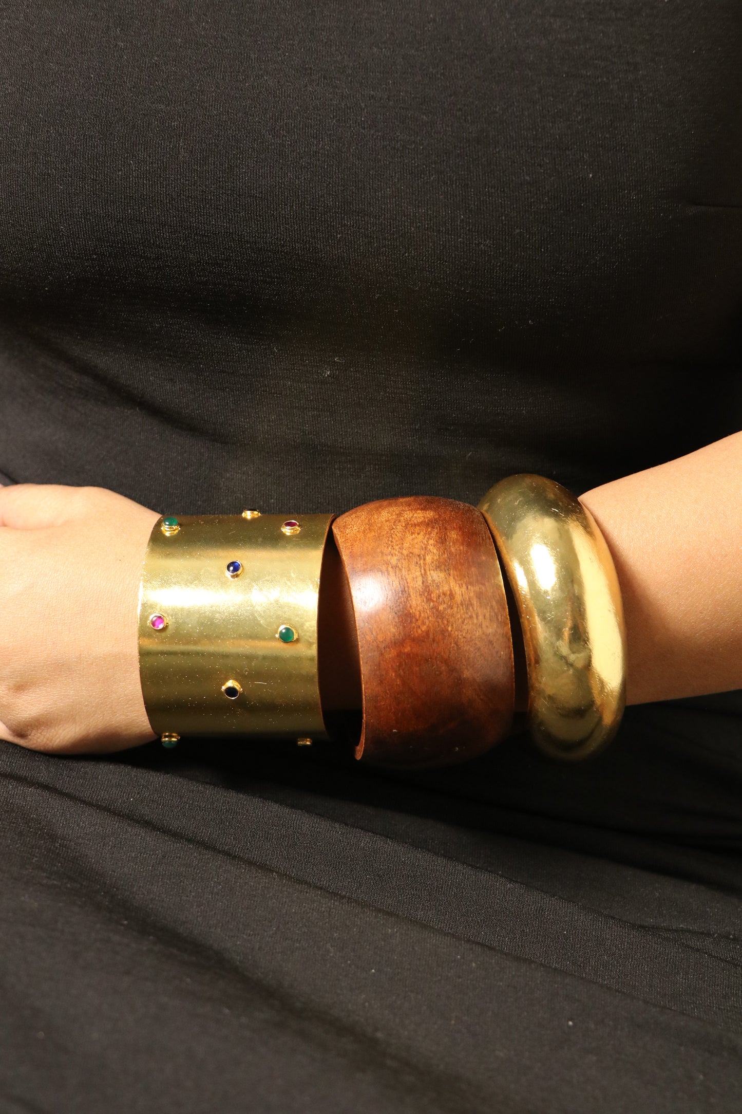 Stone Chunky Handcuff (Adjustable)